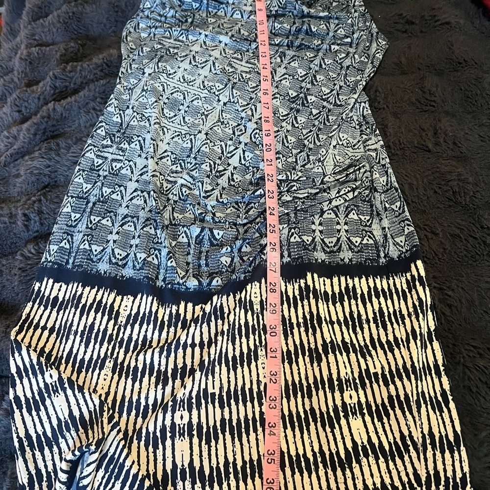 Max Studio Blue And Off-White Patterned Dress M - image 7